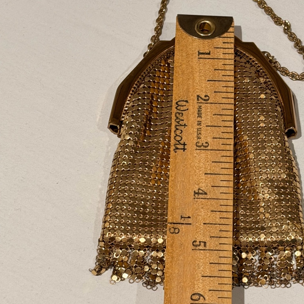 Vintage Gold Chainmail Evening Bag made in USA - Picture 8 of 9